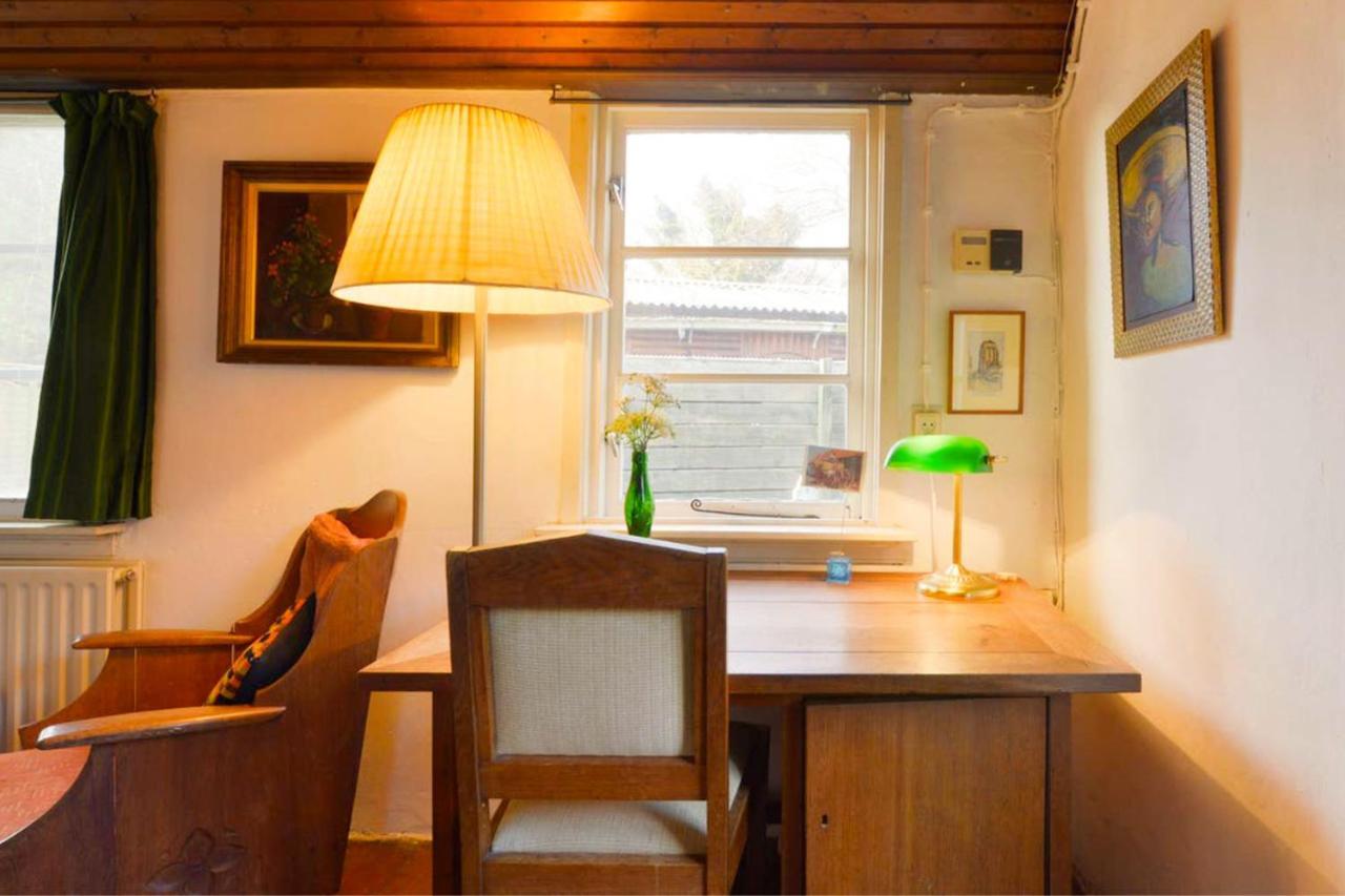 Rustic Retreat: Fireplace, Bbq, + Forest Access เบิร์กฮามสเตเดอ ภายนอก รูปภาพ